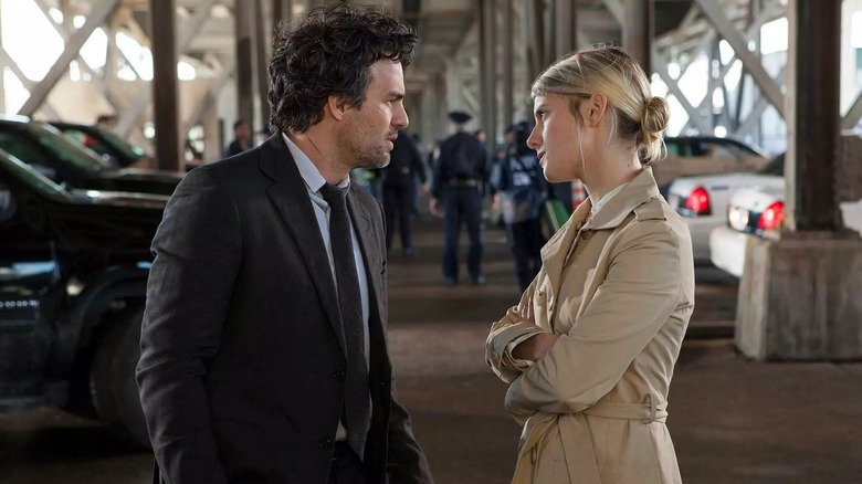 Dylan talking to Alma outside in Now You See Me (2013)