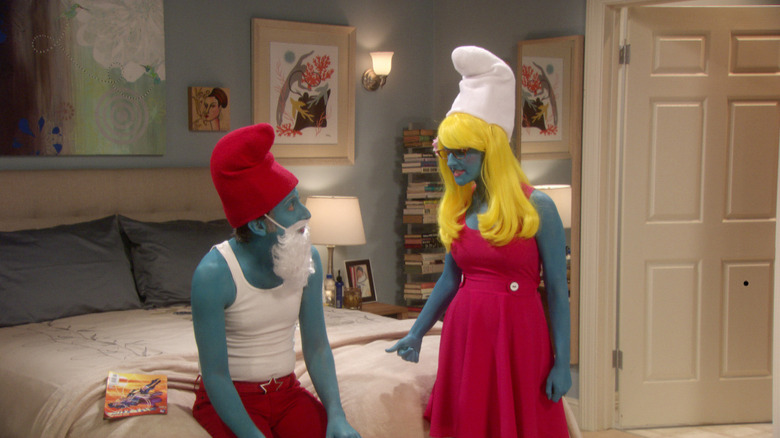 Howard and Bernadette dressed as Papa Smurf and Smurfette on The Big Bang Theory