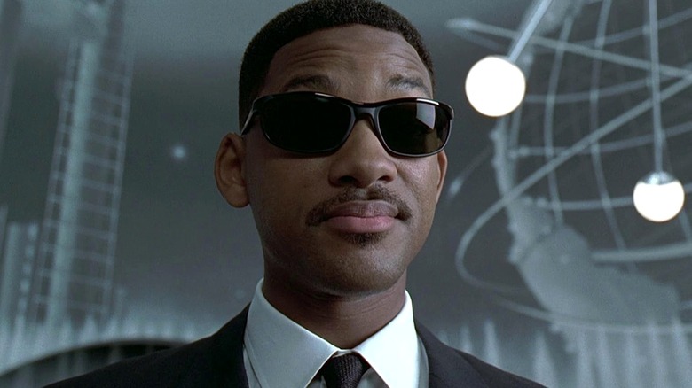 Agent J wearing sunglasses in Men in Black