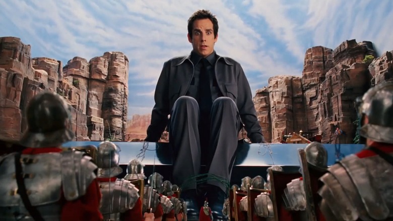 Larry targeted by tiny Roman soldiers in Night at the Museum (2006)