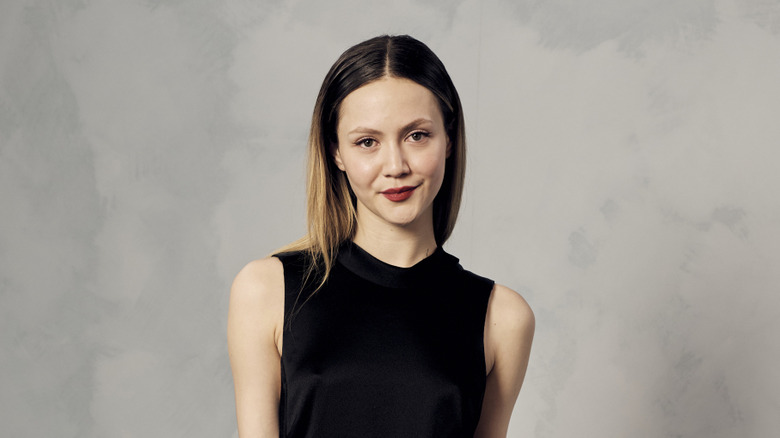 Iris Apatow in a portrait
