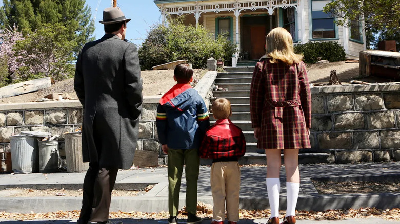 Don and his kids in front of his old house on "Mad Men"