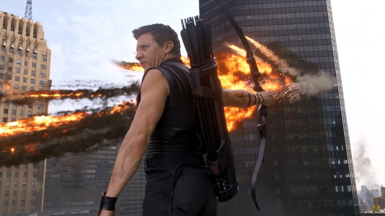 Hawkeye fights Chitauri