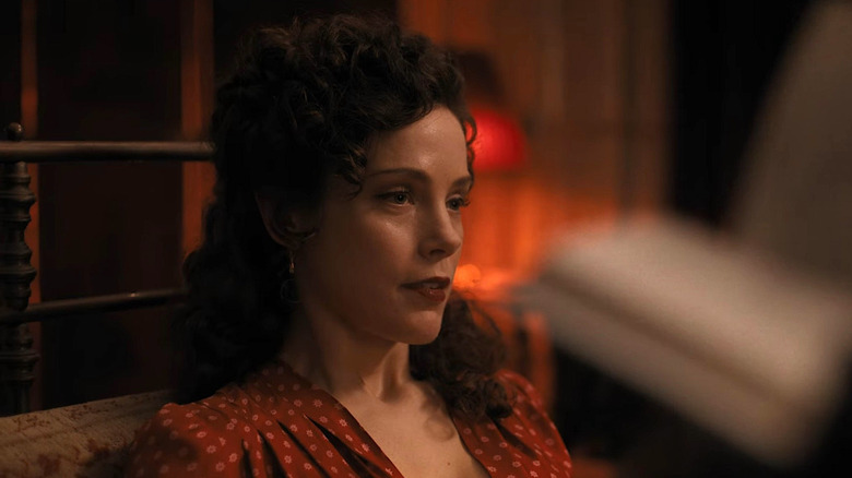 Von Rumpel's mistress is distressed