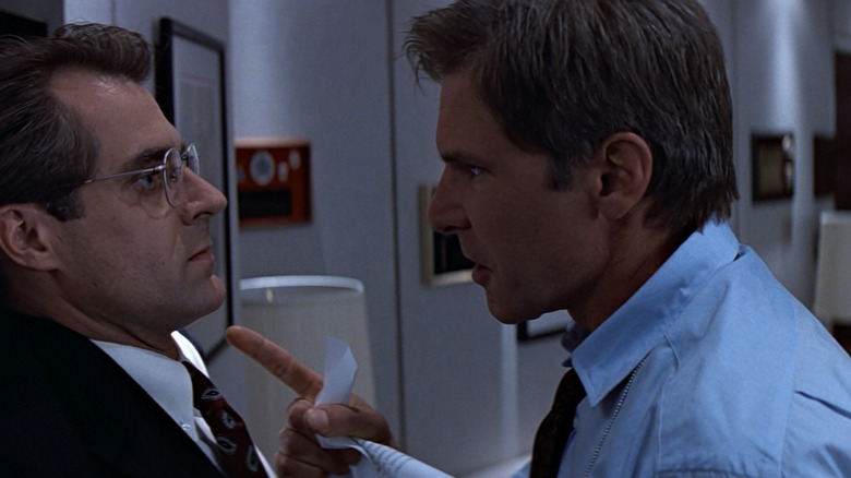 Jack wags his finger in Ritter's face in "Clear and Present Danger"