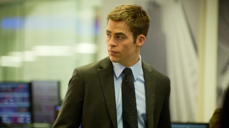 Jack turns to look behind him in "Jack Ryan: Shadow Recruit"