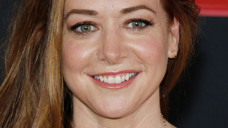 Alyson Hannigan smiling