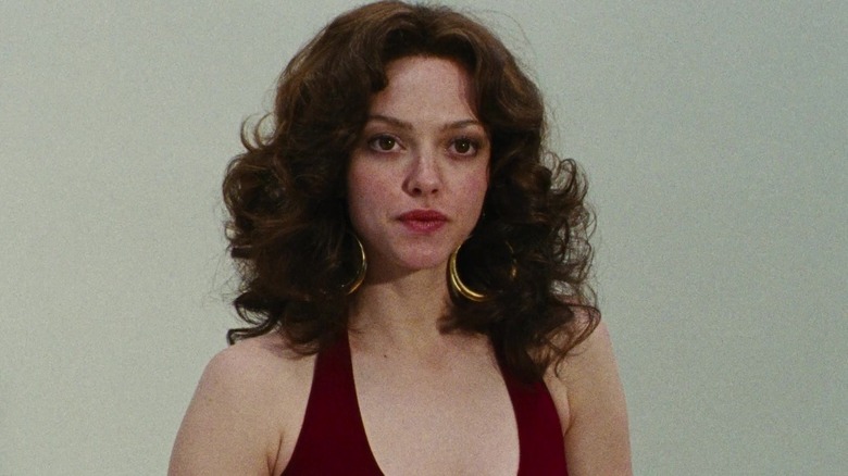 Linda Lovelace posing during a photoshoot in Lovelace