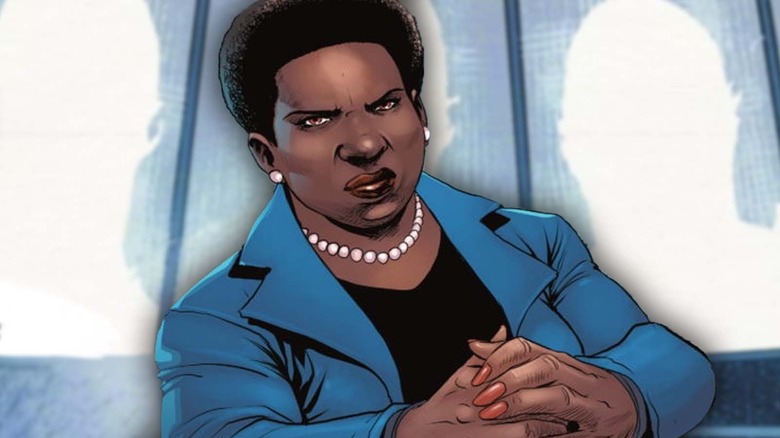 Amanda Waller standing before the Council of Light