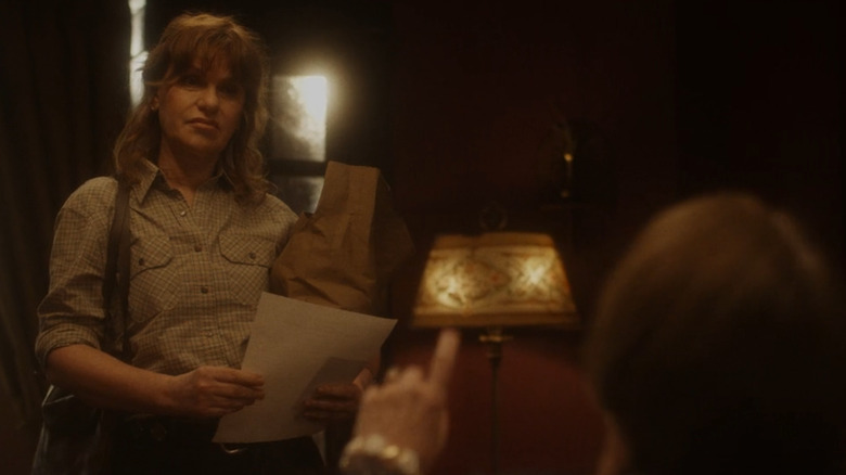 Fran gets a job as a psychic reader in American Horror Story