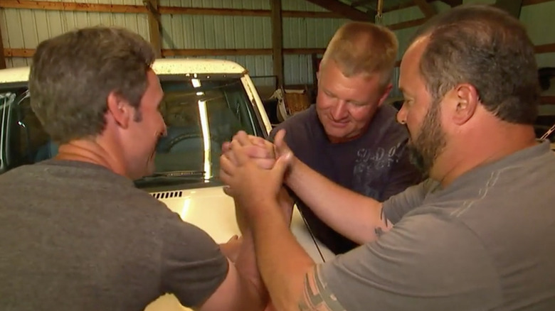 Mike Wolfe arm wrestling