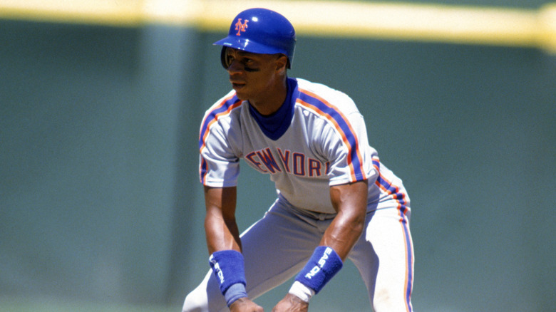 Darryl Strawberry in the outfield