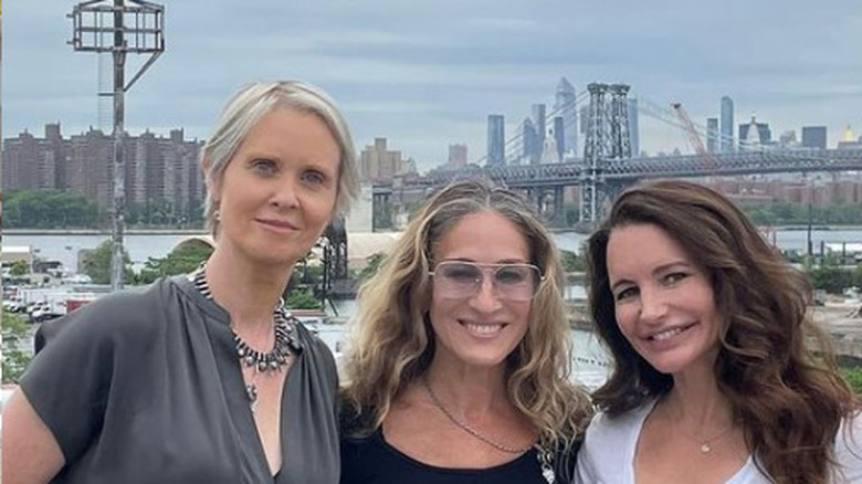 Cynthia Nixon, Kristin Davis, Sarah Jessica Parker Smiling