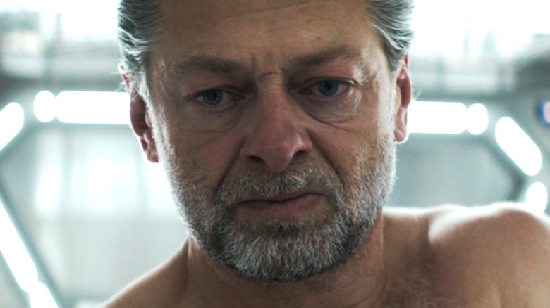 Andy Serkis looking sad as Kino Loy on Andor