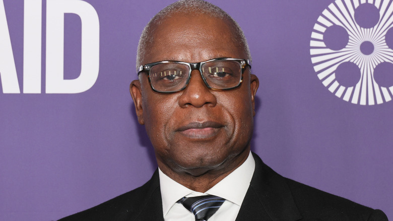 Andre Braugher smirking