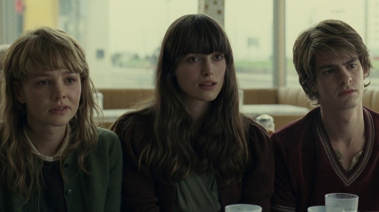 Carey Mulligan, Keira Knightley, and Andrew Garfield together
