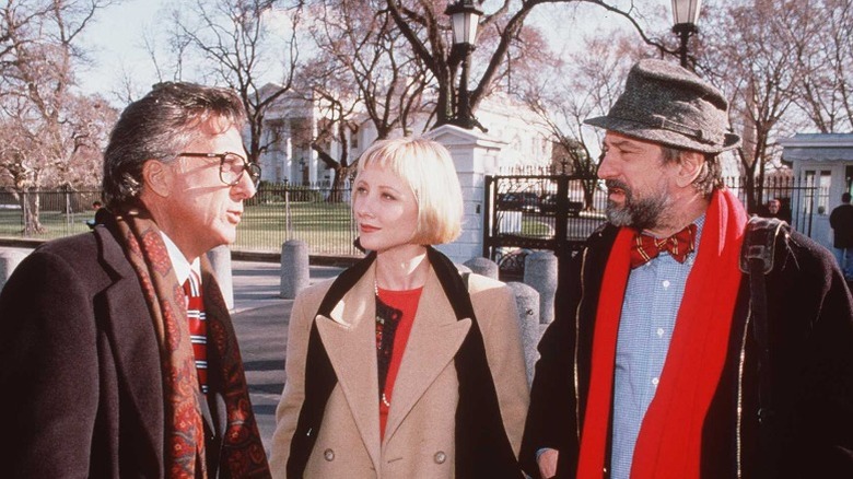 Dustin Hoffman, Anne Heche, and Robert De Niro in Wag The Dog