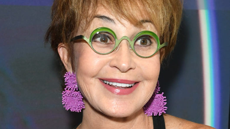 Annie Potts smiling