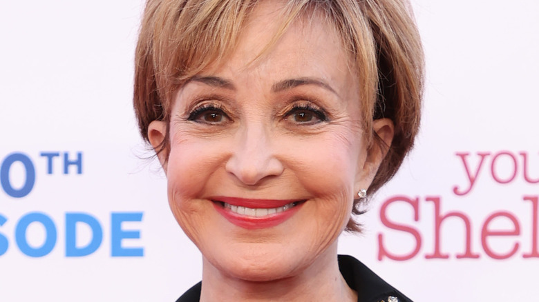 Annie Potts smiling