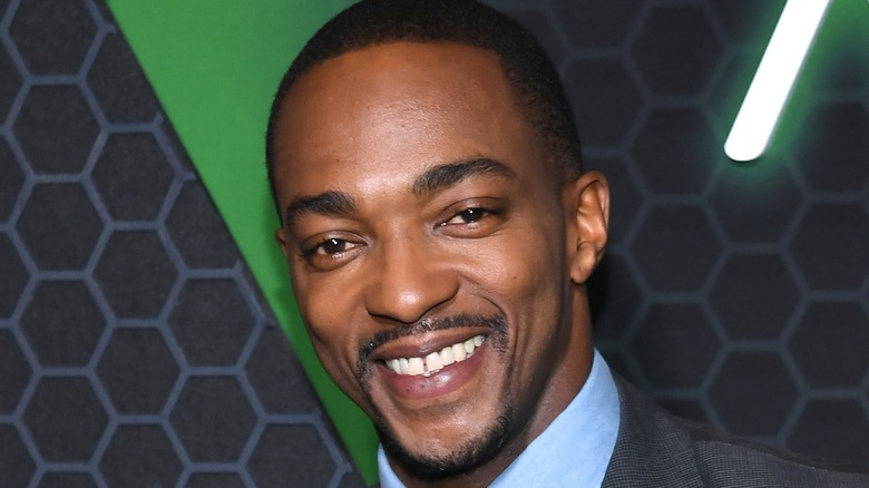 Anthony Mackie smiling