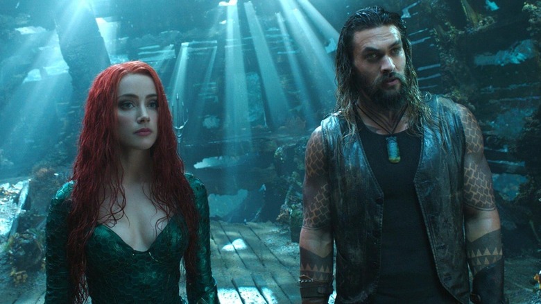 Mera and Aquaman inside shipwreck