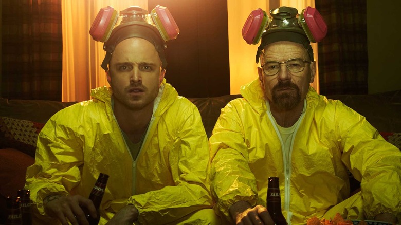 Jesse and Walter wearing yellow suits