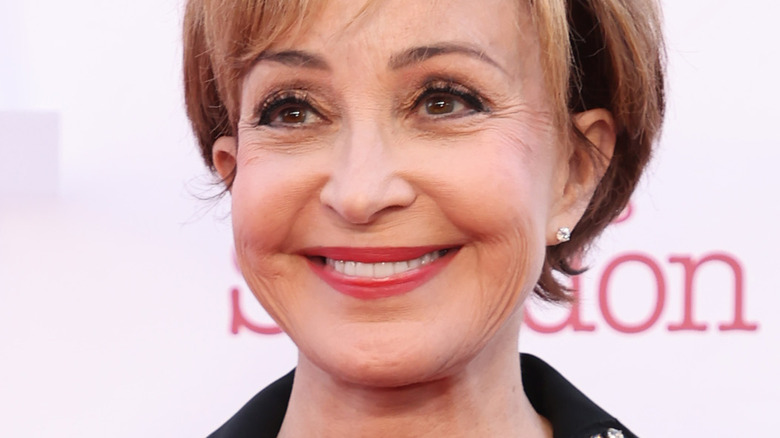 Annie Potts smiling