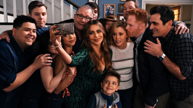 Modern Family stars pose for a selfie