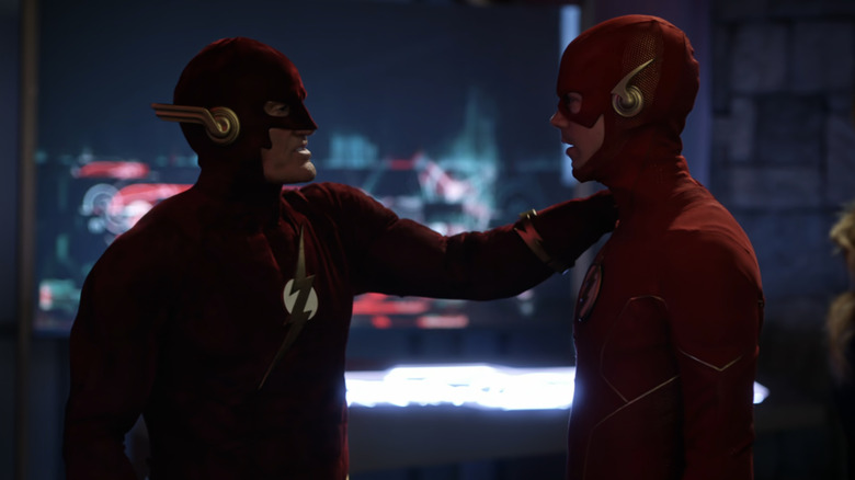 An older version of The Flash speaks to a younger version on The Flash (2014-2023)