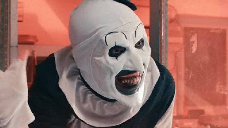 Art the Clown at a counter in 