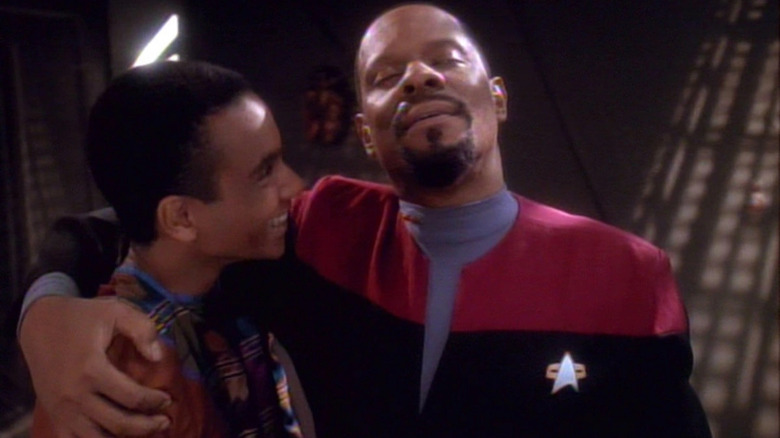 Jake and Ben Sisko hugging
