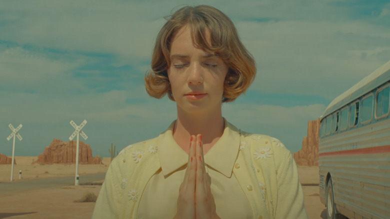 Maya Hawke in Asteroid City