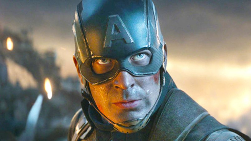 Chris Evans Captain America Mjolnir