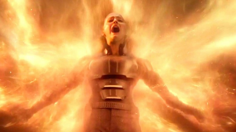 Jean Grey manifesting the Phoenix in "X-Men: The Dark Phoenix" (2019)