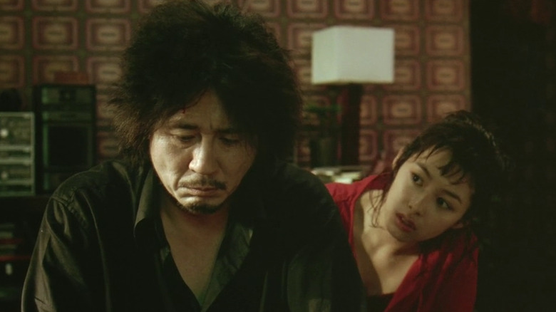 Oh Daesu and Mi-do talking