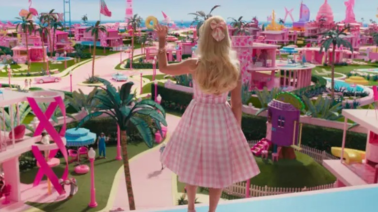 Barbie dancing