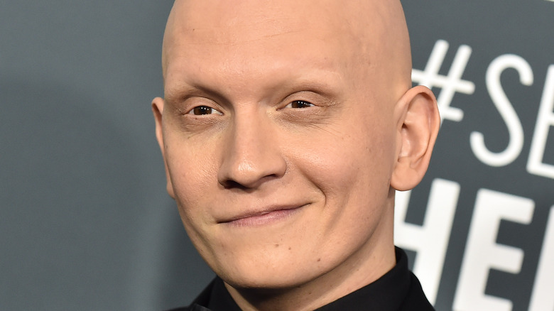 Anthony Carrigan attending event