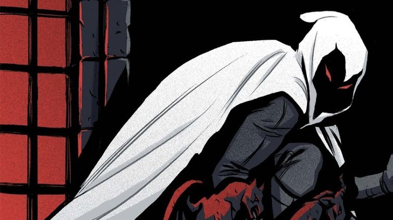 Moon Knight holding crescent knife