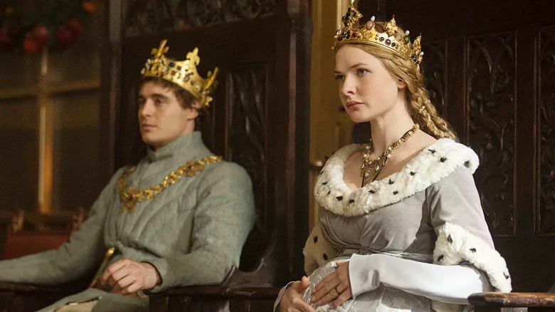 Edward and Elizabeth sitting on their thrones in The White Queen