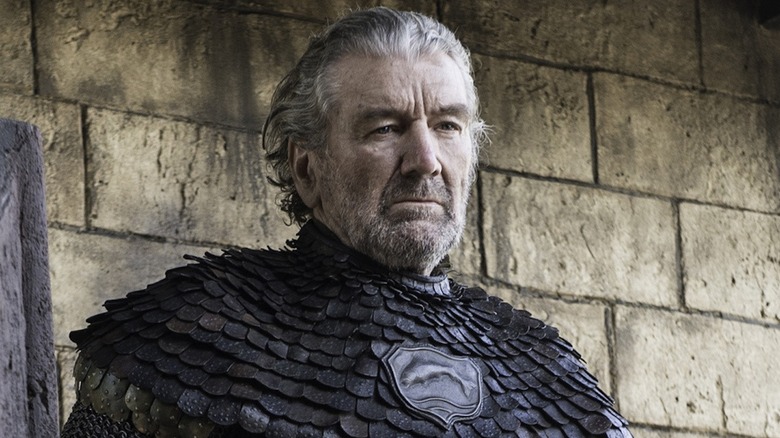 Brynden Tully glaring in Game of Thrones
