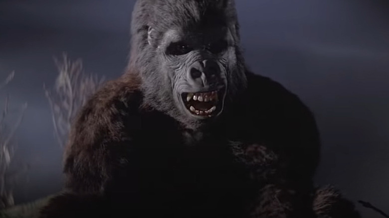 1976 King Kong snarling