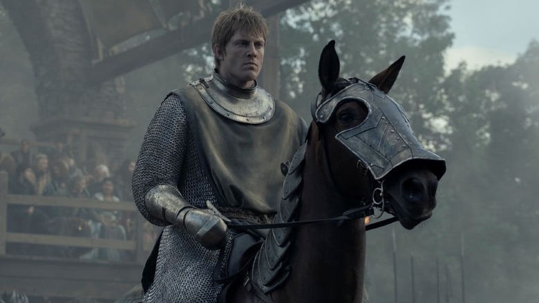 Ser Duncan the Tall riding his horse in A Knight of the Seven Kingdoms