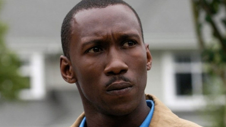 Richard Tyler frowning in "The 4400"