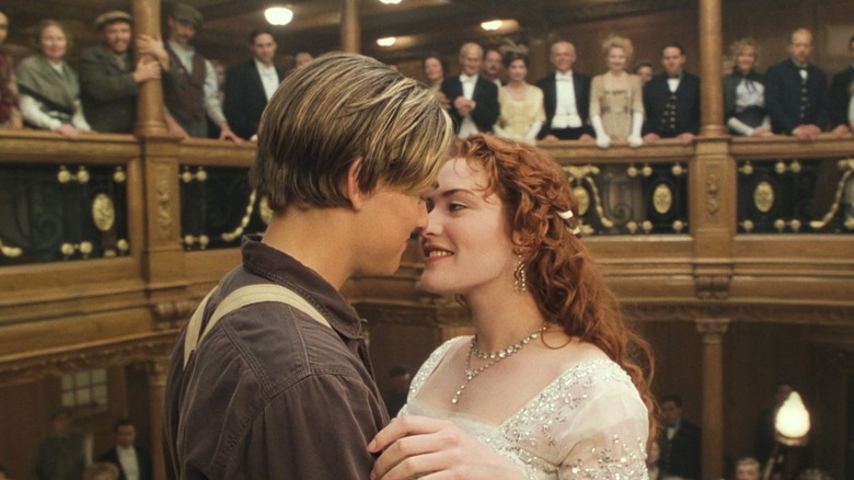 Jack and Rose dancing