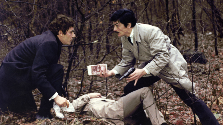 Corey and Jansen make an escape plan in 'Le Cercle Rouge' (1970)