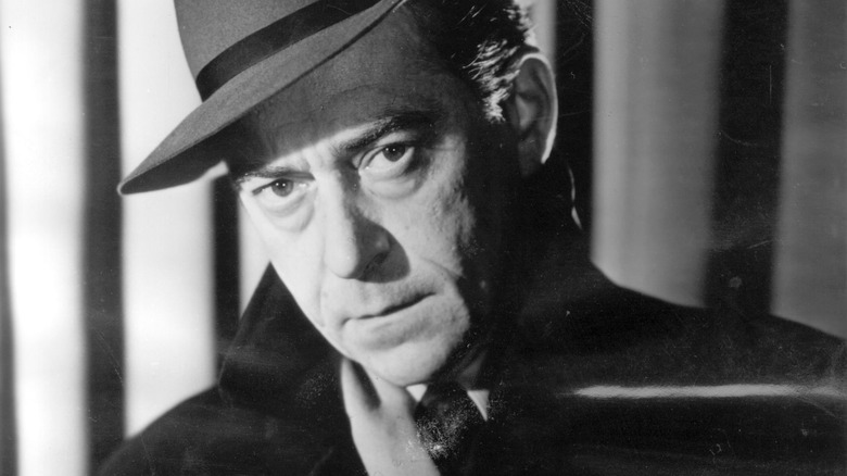 Tony stares menacingly in 'Rififi' (1955)