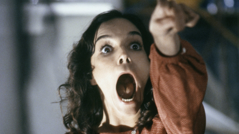 Pod person Elizabeth points her finger in 'Invasion of the Body Snatchers' (1978)