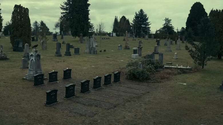 Graveyard in "The Fall of the House of Usher" (2023)