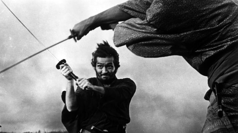 Hanshirō in a sword fight in Harakiri (1962)