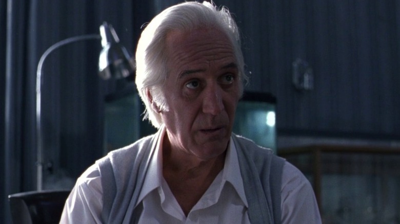 Jesús Gris looking up confused in "Cronos"